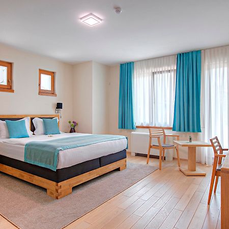 Hotel Aziza Szarajevó Kültér fotó